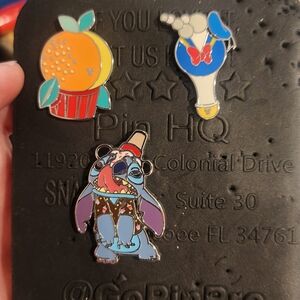 Disney pin lot 3 pins - Stitch, Donald and Orange Bird Characters